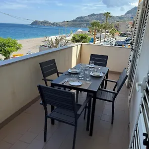 Apartament Family House Taormina, Letojanni